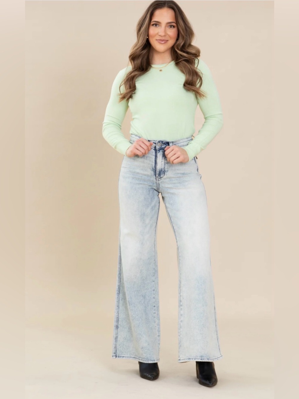 Judy Blue Tummy Control Retro Wide Jeans Size 0/24